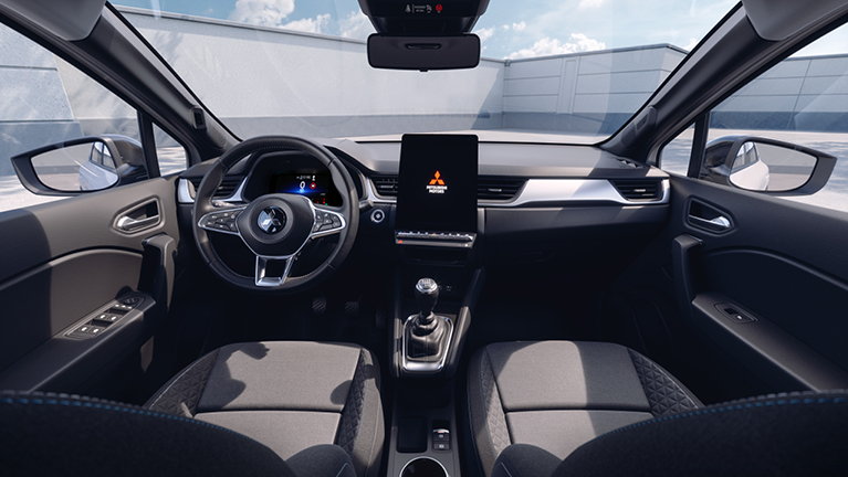 Mitsubishi Grandis Diamant Innenraum-Ansicht mit schwarzen Sitzen, digitalem Tacho und großem Infotainment-Display